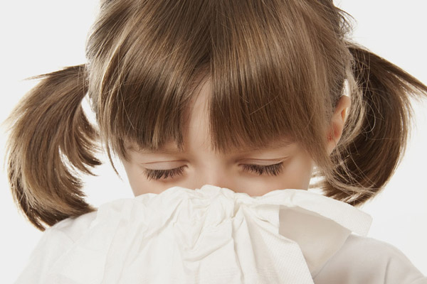 حساسیت کودکان ، حساسیت در مقابل سرماخوردگی ، مقایسه سرماخوردگی با حساسیت