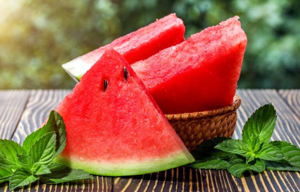 چطور ایمنی بدن را در بارداری بالا ببریم؟ تقویت ایمنی با هندوانه