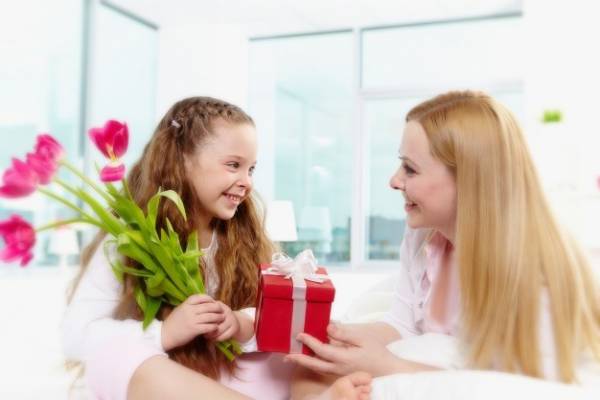رفتار درست با کودکان هدیه برای کودک