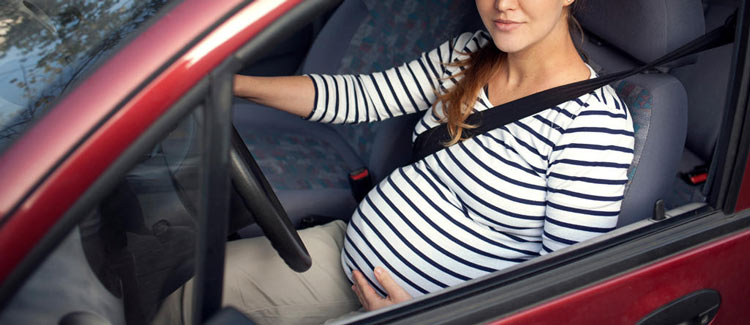 مسافرت در بارداری با ماشین