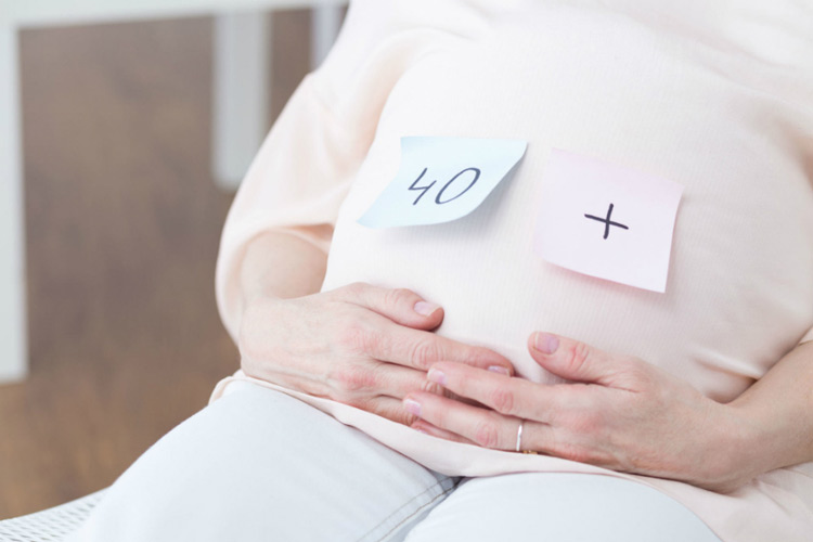 بارداری در سن بالای 40 سال از عوامل ناباروری