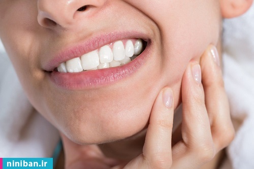 ایمپلنت دندان جلو فک پایین، جایگزینی مناسب برای دندان‌های از دست رفته