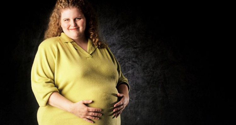 اگر خانم‌های باردار به طور ناگهانی اضافه وزن پیدا کنند یا وزن‌شان بیش از حد زیاد شود، باید از نظر فشار خون و دفع پروتئین ادراری کنترل شوند