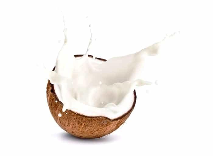 شیر نارگیل نوزاد