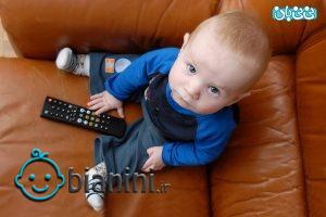 تماشای تلویزیون برای نوزاد، مضر است؟