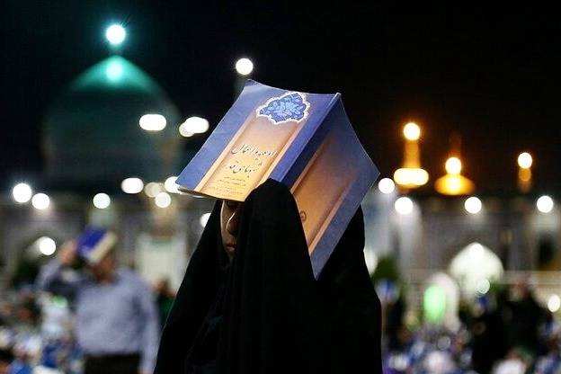 دعا خواندن کودک
