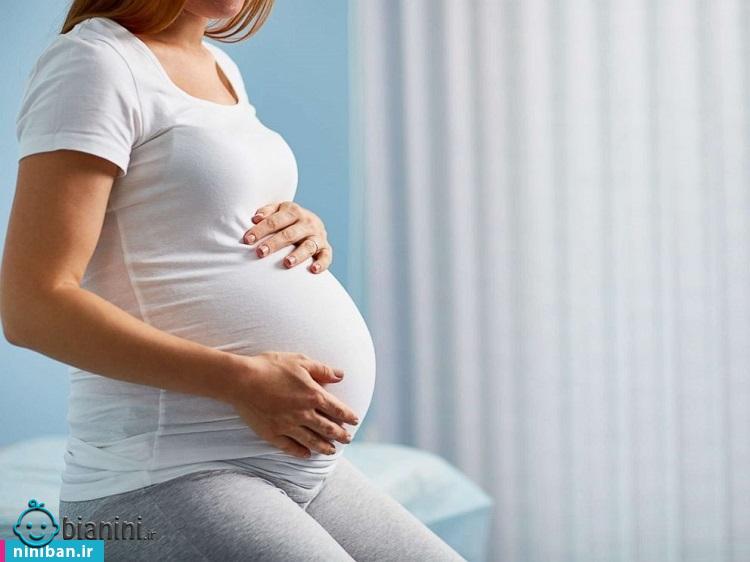 ادرار در دوران بارداری، علت وجود تکه سفید