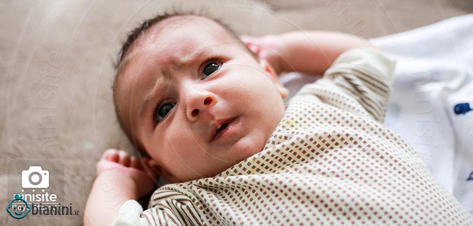 غر زدن نوزاد چه دلایلی دارد؟
